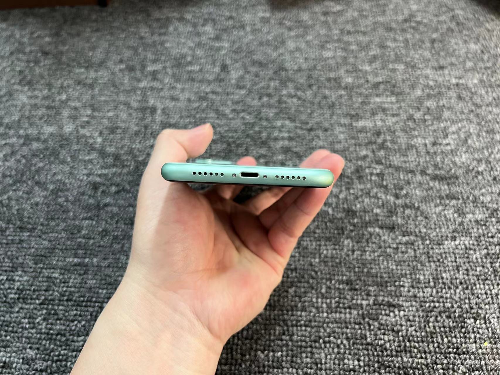 iPhone 11 国行 128G 绿色 维修过主板 98%电 屏小花框靓