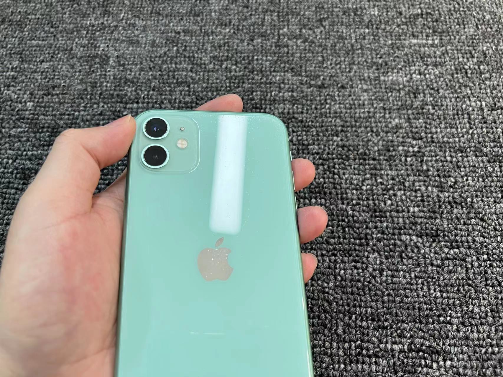 iPhone 11 国行 128G 绿色 维修过主板 98%电 屏小花框靓