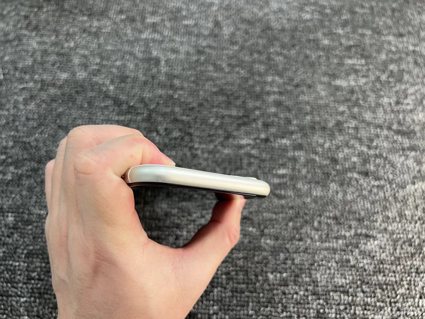 iPhone 11 64G 美版黑解 白色 91%电 国产屏
