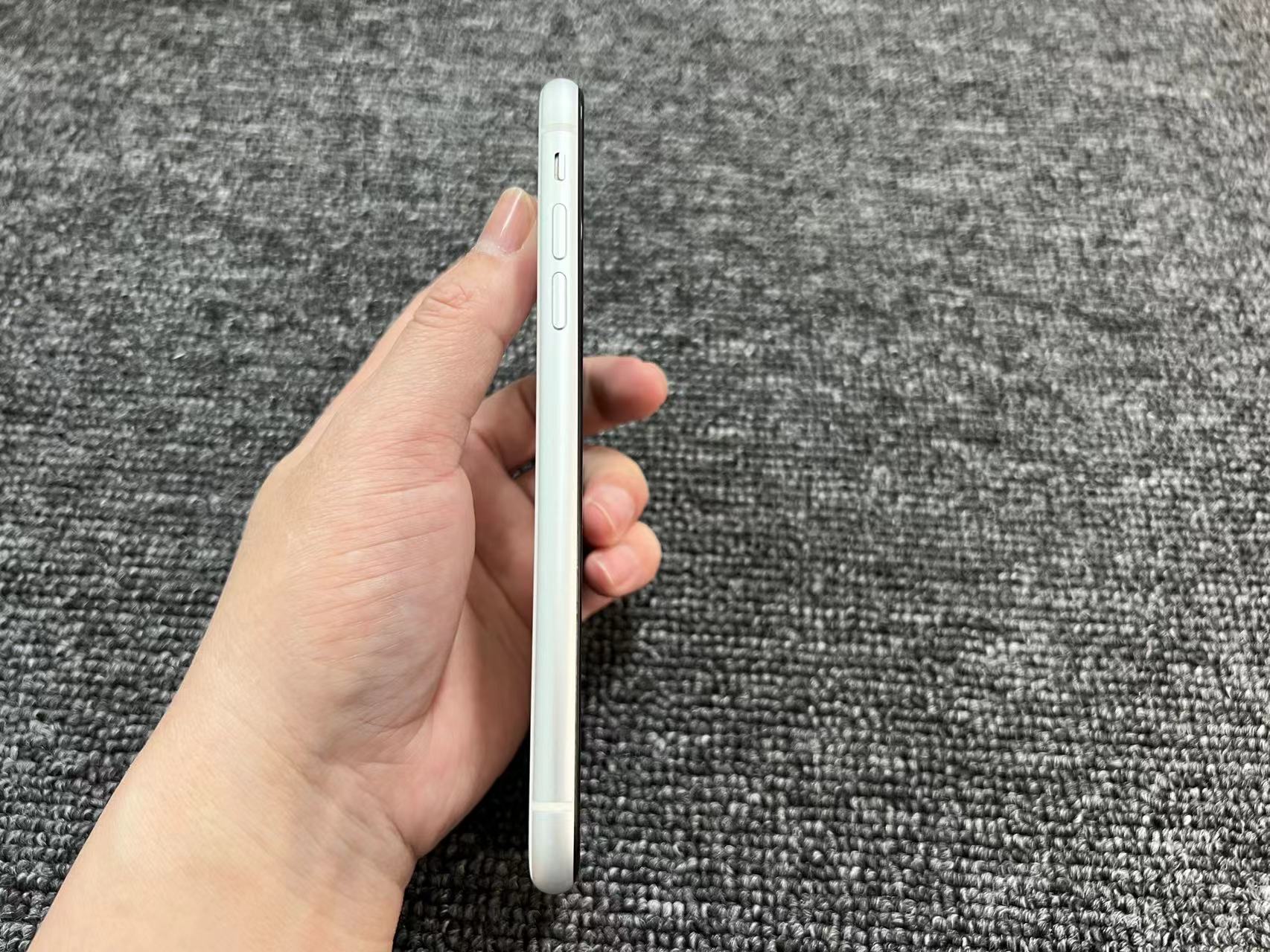 iPhone xr 国行 128G 白色换电池 100电 小维修过 屏好框小花